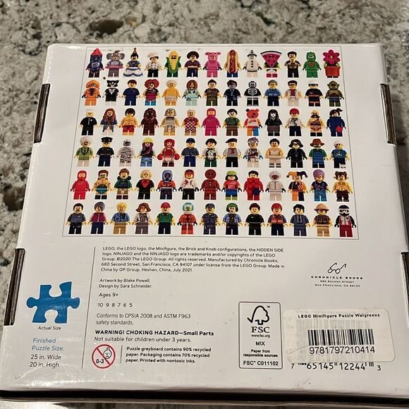LEGOS Minifigures Figurines 1000 Piece Puzzle used but complete - Picture 3 of 4